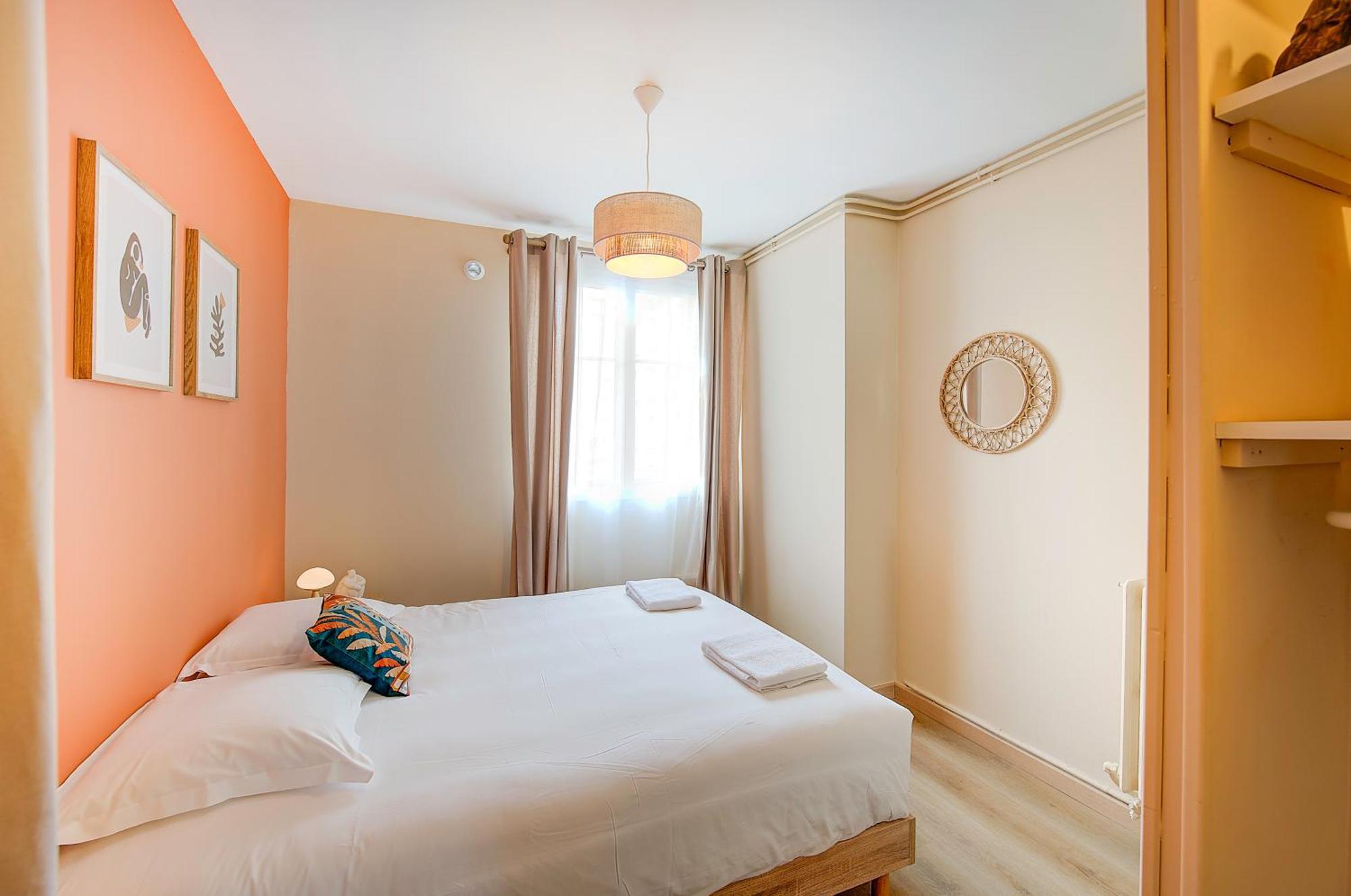 L'Oeillet - Place Plumereau Тур Экстерьер фото